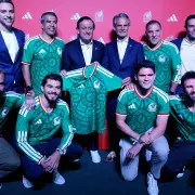 "¡Es la Selección de Televisa!": Afición revienta show del Tri "¡Es la Selección de Televisa!": Afición revienta show del Tri