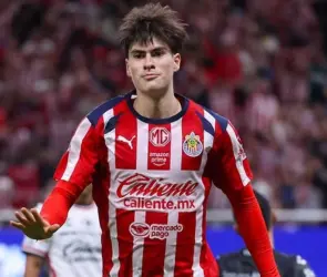 El futbolista que le daría su lugar a la Hormiga González en Selección Mexicana