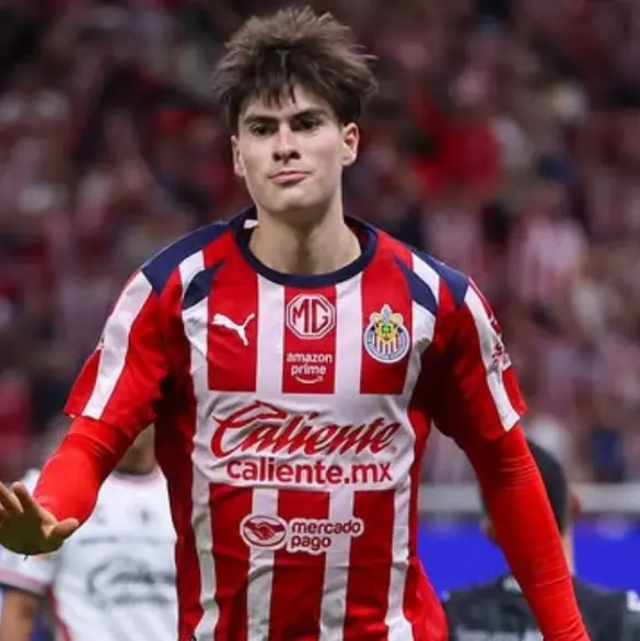 El futbolista que le daría su lugar a la Hormiga González en Selección Mexicana El futbolista que le daría su lugar a la Hormiga González en Selección Mexicana