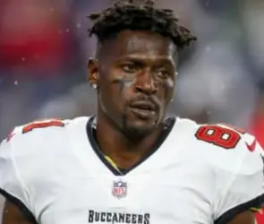 Antonio Brown, extraditado desde Dubái por intento de homicidio