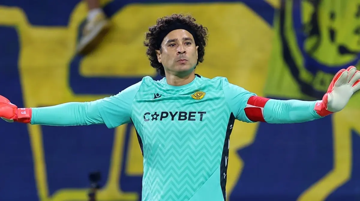  Memo Ochoa brilla en Chipre 