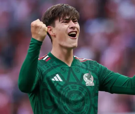 Oficial: La Hormiga González vestirá la camiseta de la Selección Mexicana