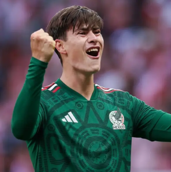 Oficial: La Hormiga González vestirá la camiseta de la Selección Mexicana Oficial: La Hormiga González vestirá la camiseta de la Selección Mexicana