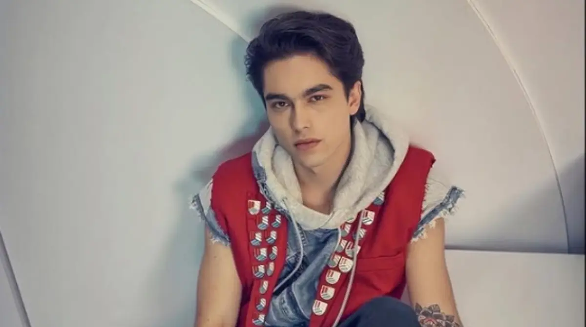 A los 13 años, hizo su debut actoral en 2011 con un papel en la película 'Viento en contra'<br>