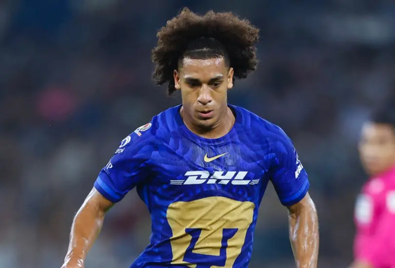 Carrasquilla y su gesto tras polémica con Kevin Mier