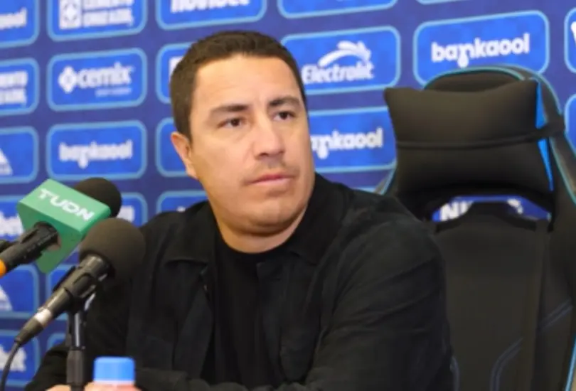 Efraín Juárez habló sobre el rumor que lo pone en Escocia