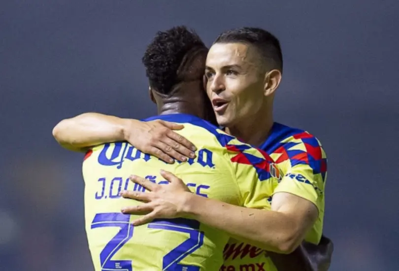 &Aacute;lvaro Fidalgo y Juli&aacute;n Qui&ntilde;ones, los naturalizados del Am&eacute;rica