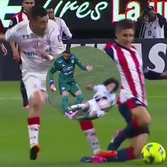 Sambueza defiende altercado de Carrasquilla vs Mier