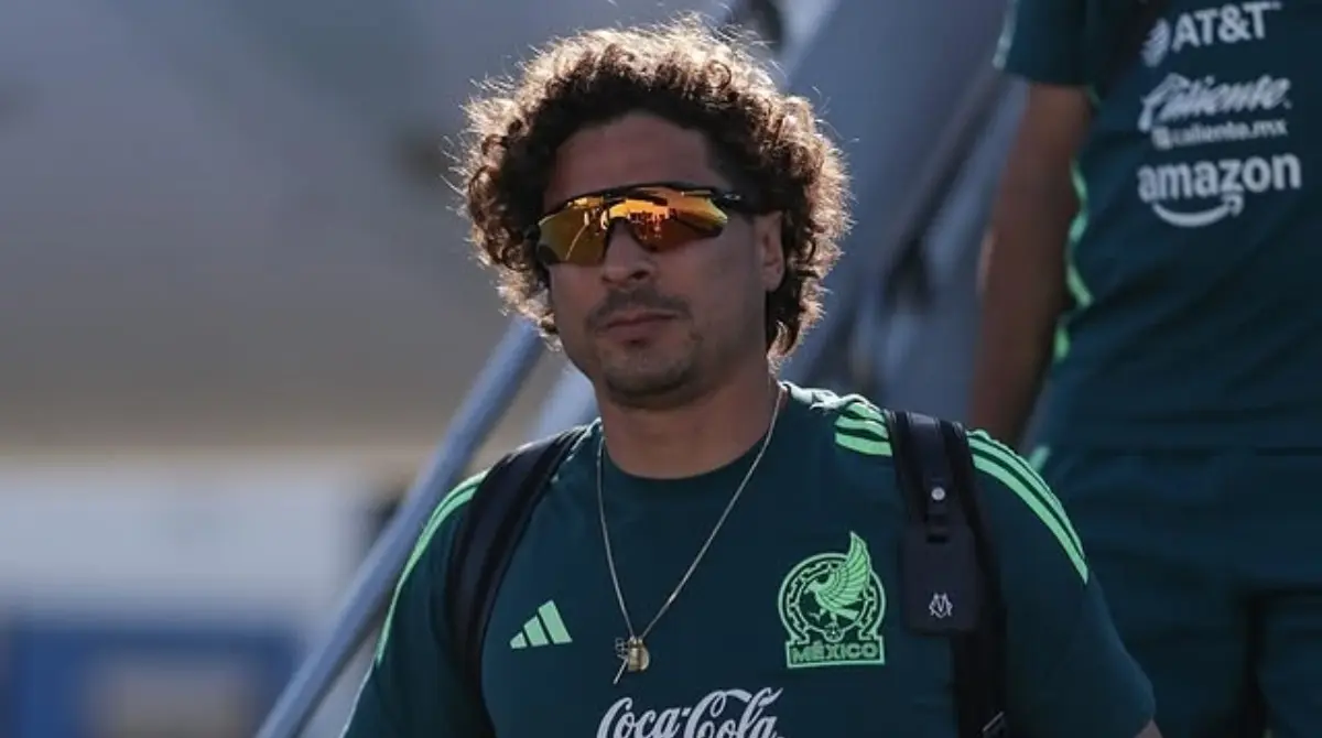  Guillermo Ochoa causa revuelo por su presencia en el CAR 
