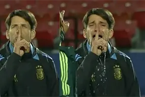 Se te borró la sonrisa: México se venga de técnico argentino