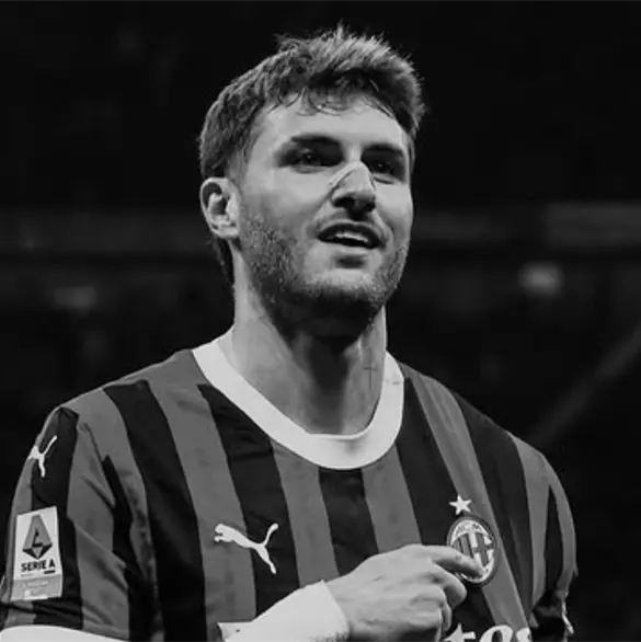 El equipo que rescataría a Santi Gimenez del Milan El equipo que rescataría a Santi Gimenez del Milan