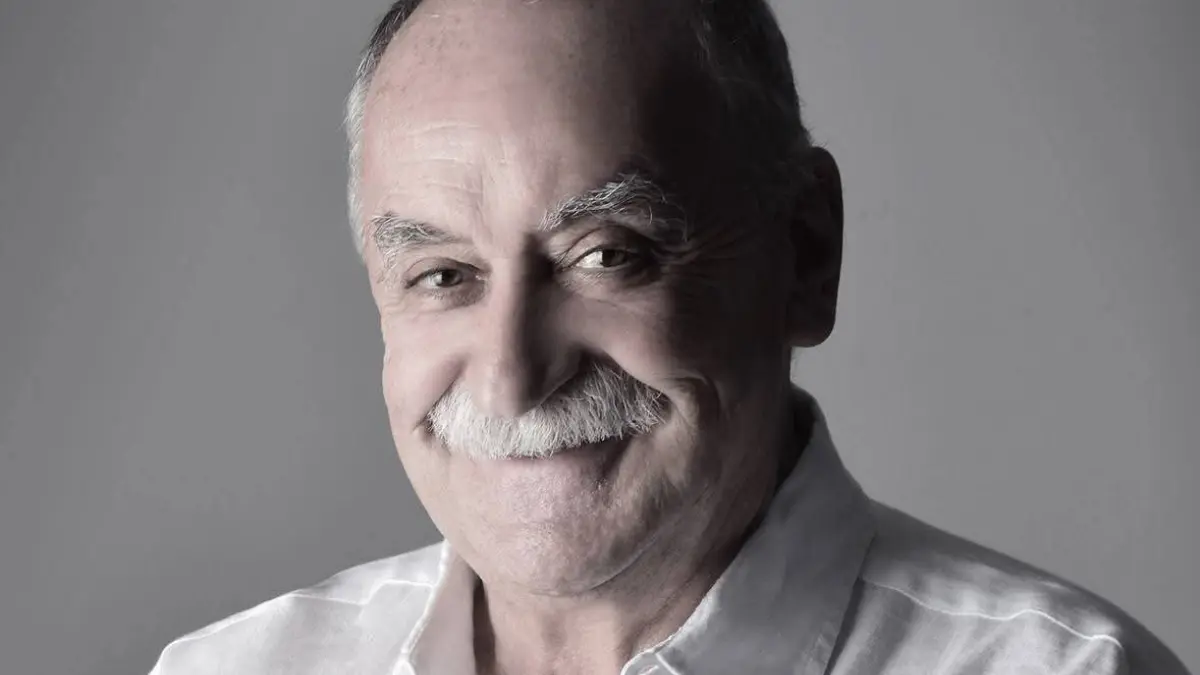  Fallece ex director técnico de Chivas. 