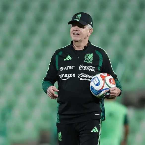 Selección Mexicana empata 0-0 ante Uruguay y la afición estalla contra Javier Aguirre