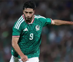 Raúl Jiménez estalla contra afición por abuchear a la Selección Mexicana