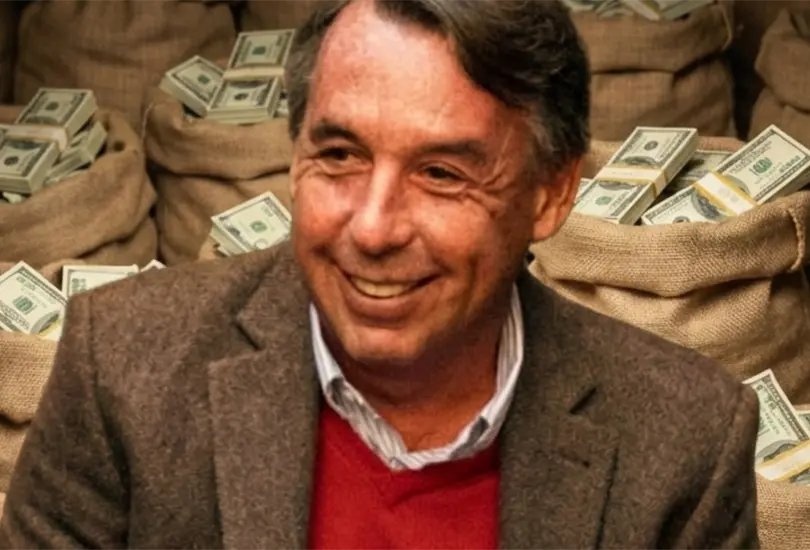 La crisis del Tri tiene molesta a la afición, pero el negocio rumbo al Mundial mantiene a Azcárraga sin preocupación alguna.