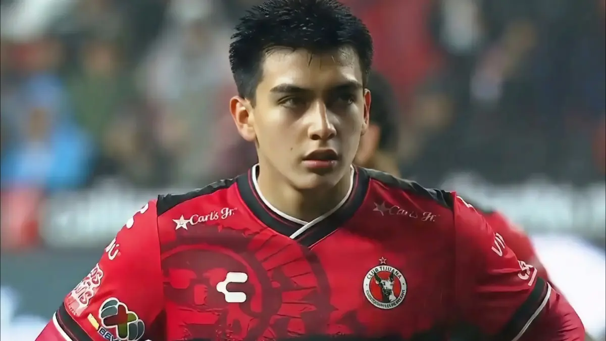  Gil Mora marcó un panenka histórico en el Play In y Xolos avanzó 3-1 sobre Bravos. 