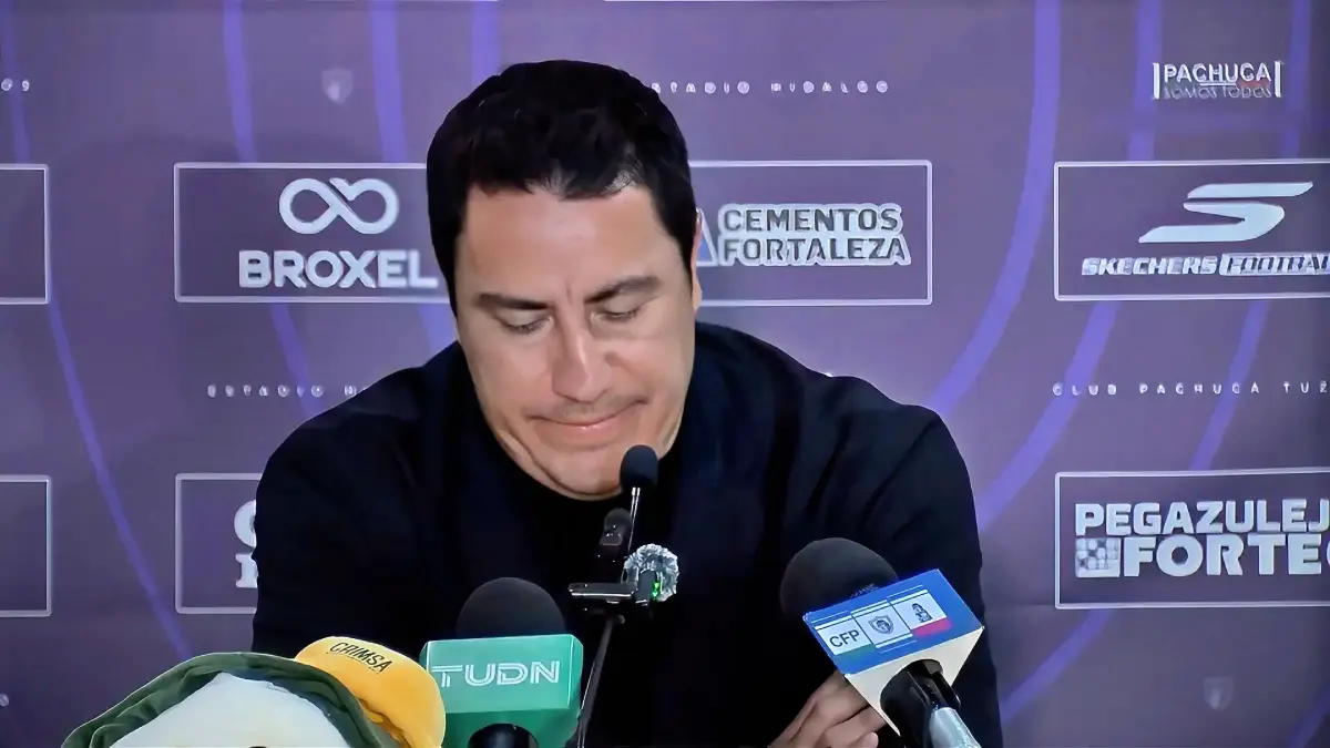  Pumas fue eliminado en Pachuca, en un cierre que volvió a exhibir la falta de resultados bajo el mando de Efraín Juárez. 