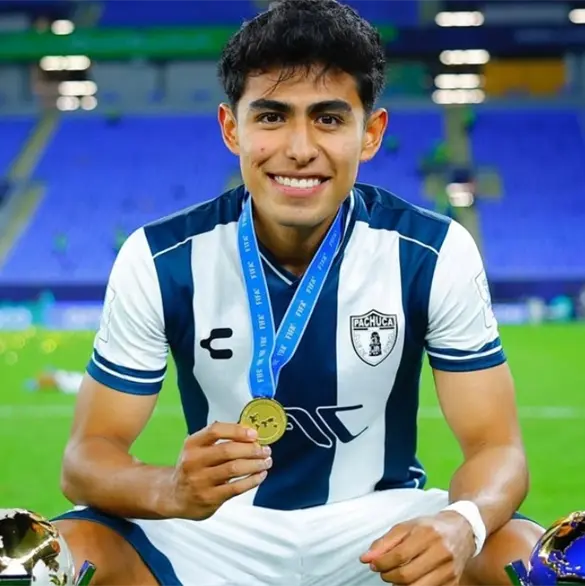 Europa a la vista, Elias Montiel dejará Pachuca tras caer en Play in