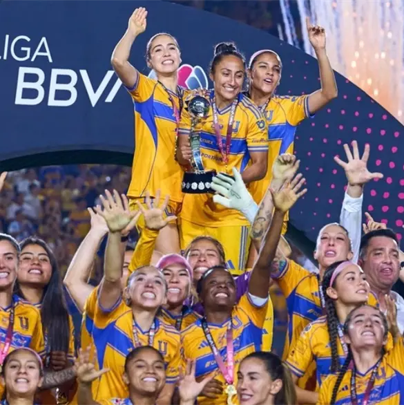 (VIDEO) Tigres Femenil se burla del América tras ganarles la final