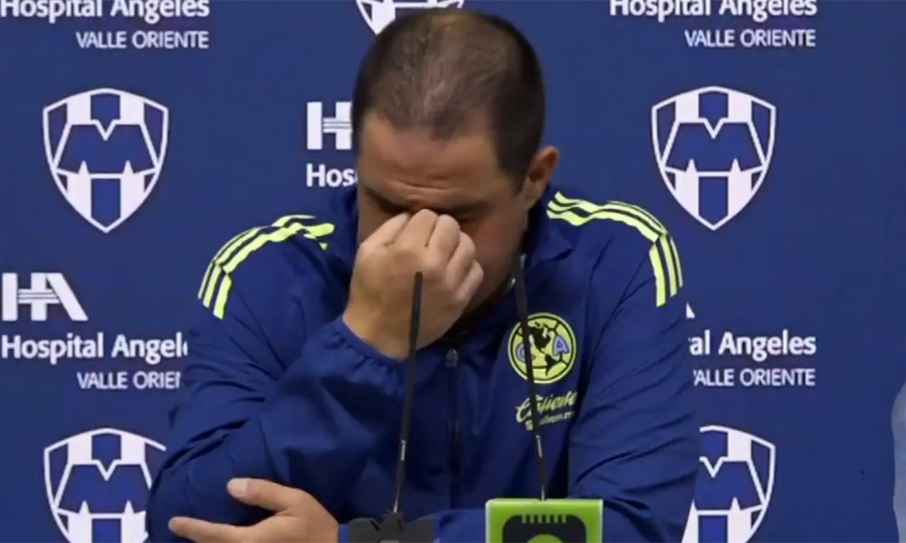  El reclamo de André Jardine y de la afición del América por el arbitraje en la Liguilla MX ante Monterrey desató críticas, memes y burlas. 