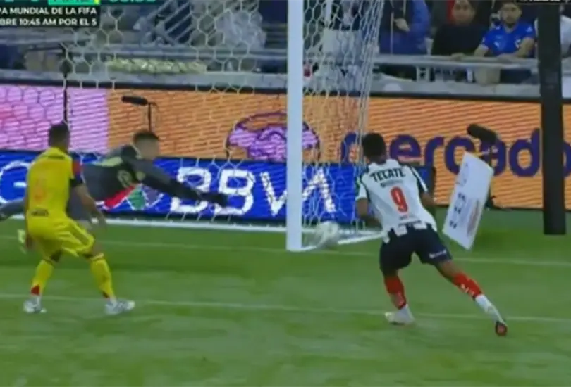 Anthony Martial tuvo la sentencia del América