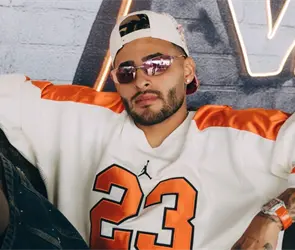 Alexis Vega responde contundentemente a las críticas por irse de fiesta