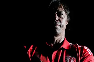 Matías Almeyda echa a reporteros en conferencia de prensa Matías Almeyda echa a reporteros en conferencia de prensa