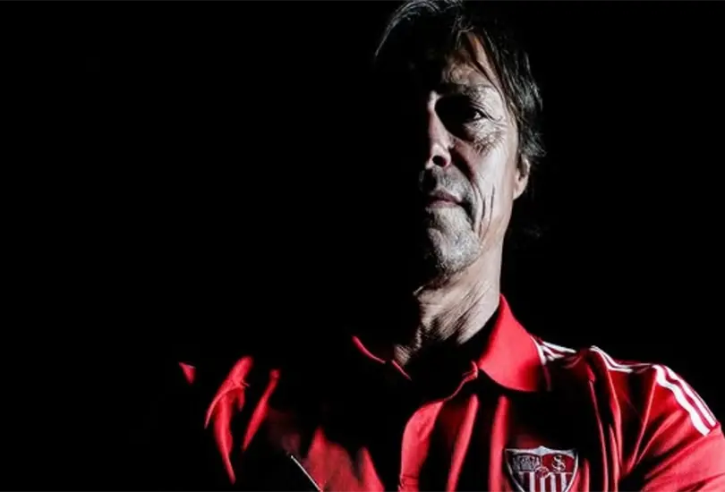 Matías Almeyda fiel a su estilo provocó a algunos periodistas en plena conferencia