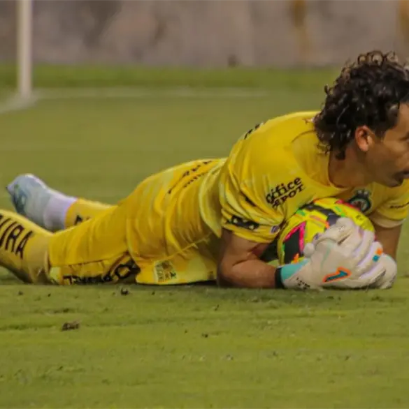 Oscar Jiménez es detenido por la policía en Canadá Oscar Jiménez es detenido por la policía en Canadá