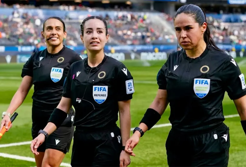 La tripleta arbitral pasará a la historia del futbol mexicano