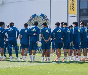 ¿Regañados? Reportan encerrón entre directiva y jugadores del América