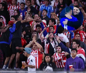 Chivas vs Cruz Azul: Épica burla rojiblanca en CU