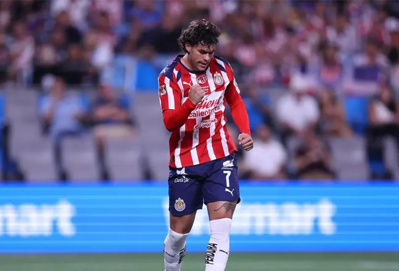 Cade Cowell deja Chivas tras un irregular desempeño