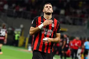 ¿Adiós al Milán? Rafaela Pimenta confirma futuro de Santi Giménez