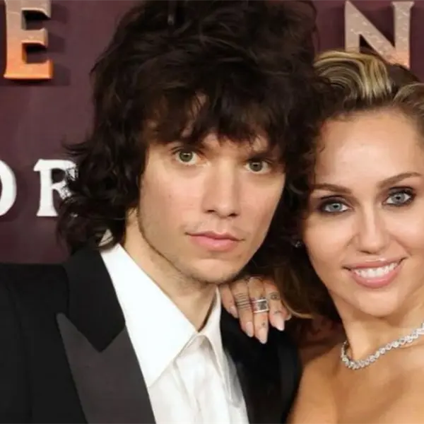 Maxx Morando: el artista que conquist&oacute; a Miley Cyrus y ahora es su prometido