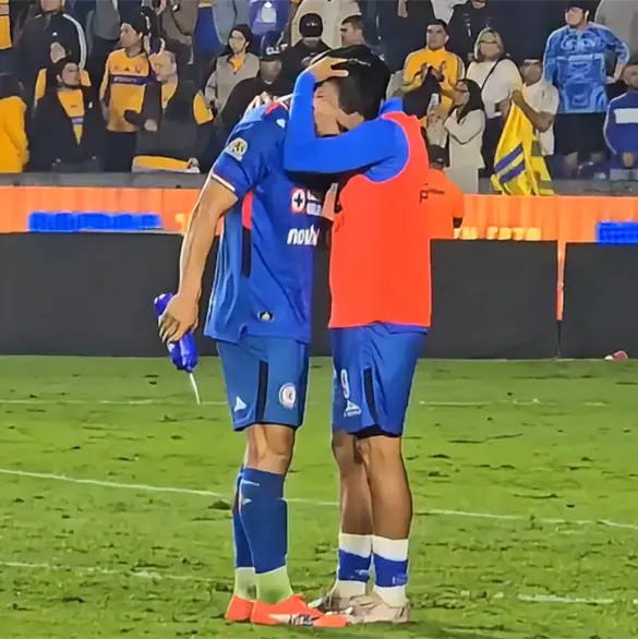 Cruz Azul llega en crisis a Qatar para el duelo contra Flamengo Cruz Azul llega en crisis a Qatar para el duelo contra Flamengo