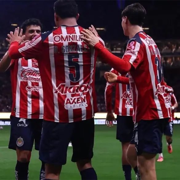 ¿Se cansó de su rol? El referente de Chivas que podría salir del equipo ¿Se cansó de su rol? El referente de Chivas que podría salir del equipo