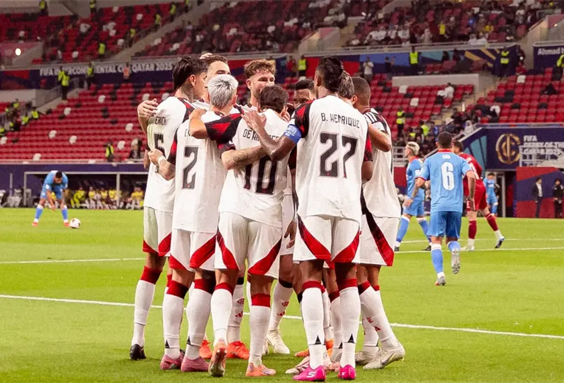 Flamengo se burló de Cruz Azul Flamengo se burló de Cruz Azul