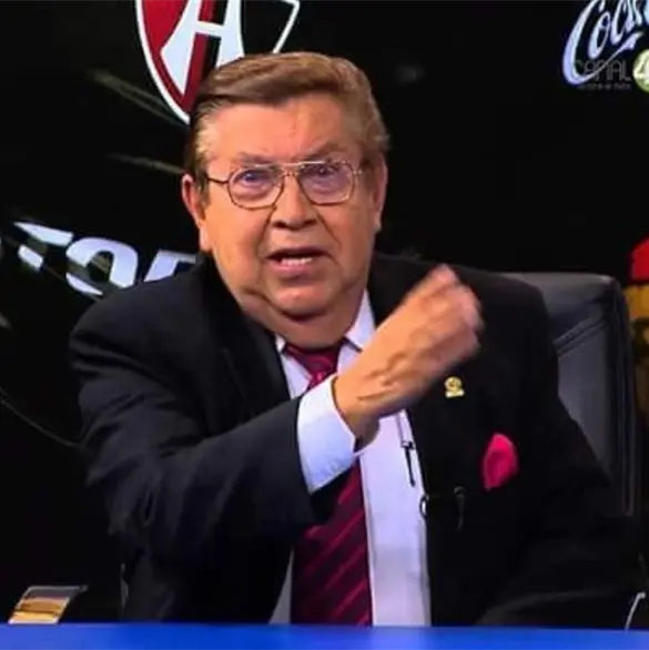 Don Rober: histórico narrador de Guadalajara en estado grave Don Rober: histórico narrador de Guadalajara en estado grave