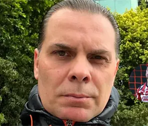 Martinoli revela cu&aacute;nto dinero perdi&oacute; por el penal fallado de Chicharito