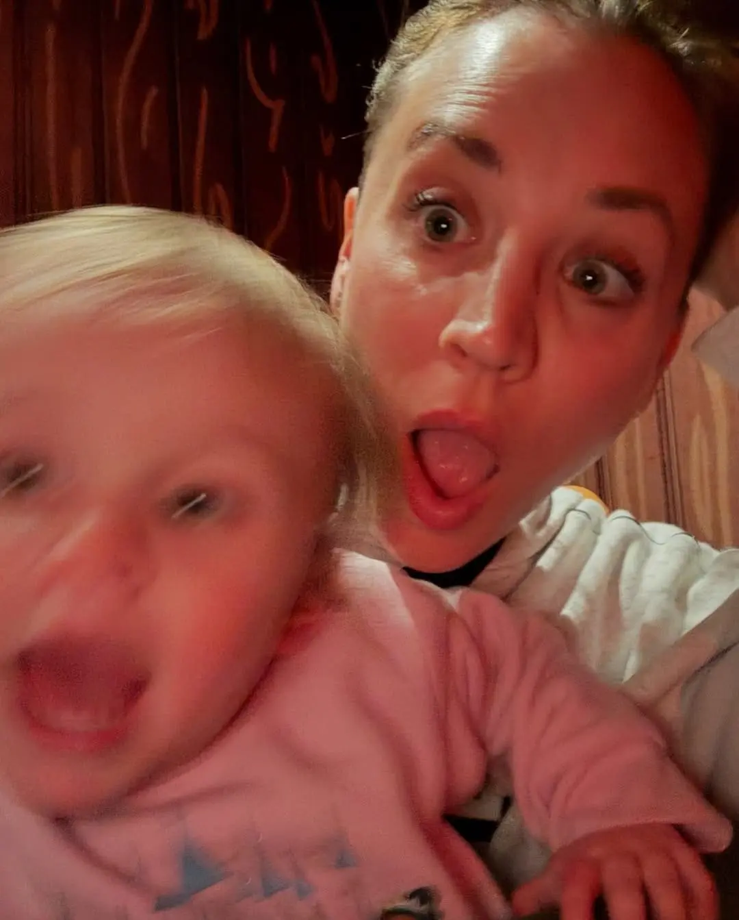 Kaley y su hija, Matilda.