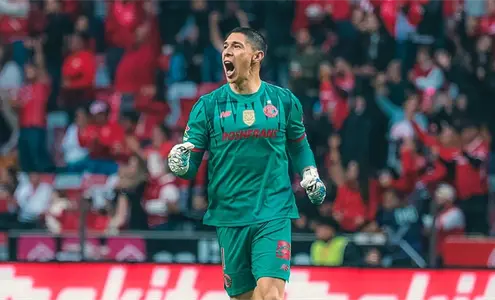 Pollo Ortiz ataca a Hugo González por error vs Tigres Pollo Ortiz ataca a Hugo González por error vs Tigres