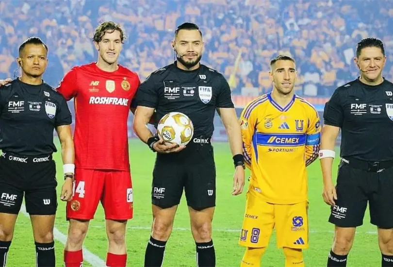 El Gato Ortiz gener&oacute; revuelo por sus decisiones en el partido de ida de la Final del Apertura 2025