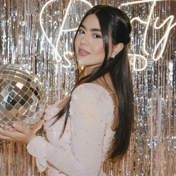 Paula González: Lo que no sabías de la esposa de Alexis Vega Paula González: Lo que no sabías de la esposa de Alexis Vega