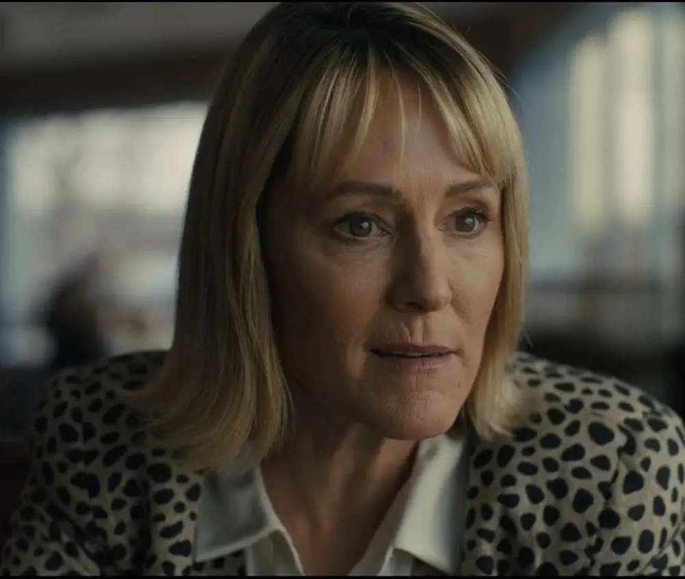 SPOILER: El personaje de la tía Jane no muere en la primera película y aparece en esta.