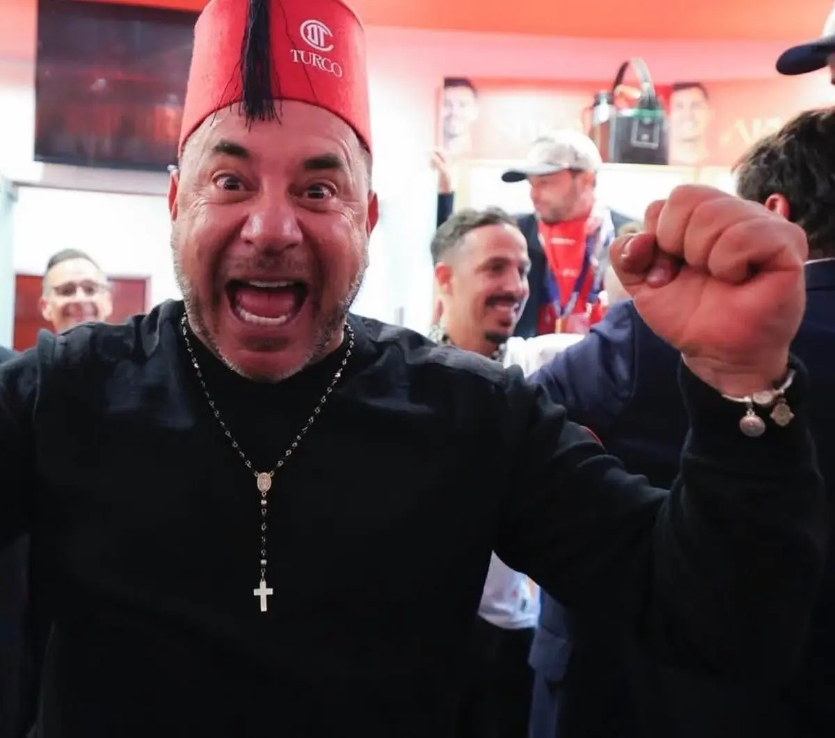  Turco contra otro periodista 