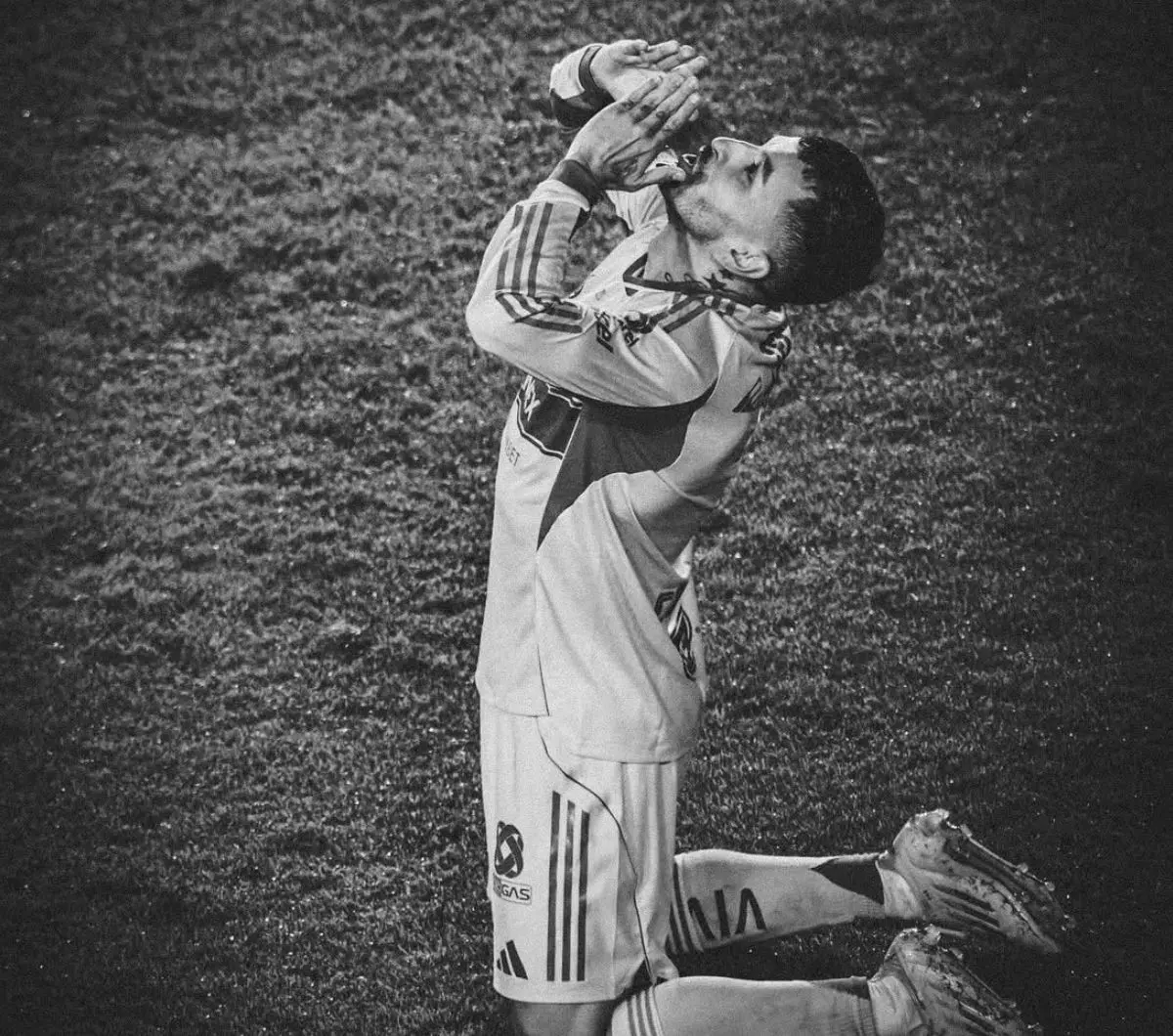  Correa rompe el silencio 