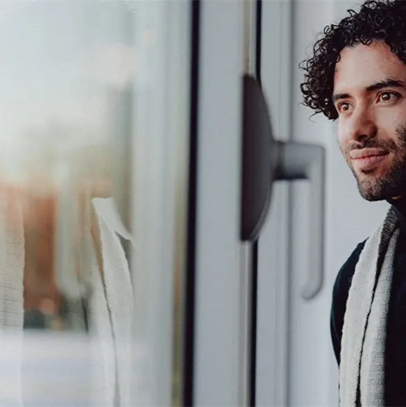 Chino Huerta es captado en Monterrey