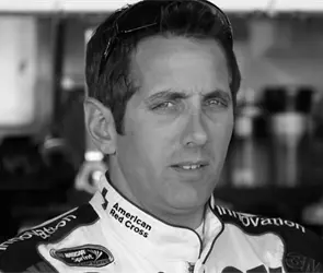 Greg Biffle, excampe&oacute;n de Nascar, muere en accidente a&eacute;reo