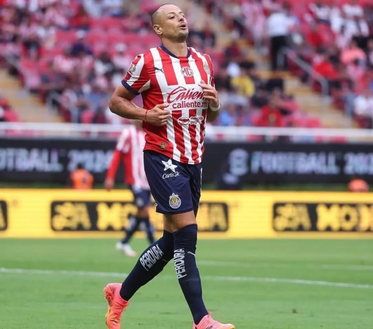  Cinco peores momentos de la segunda etapa de Chicharito con Chivas 